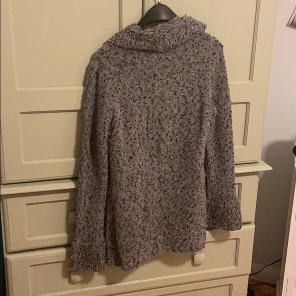 Grey sweater - Picture 4 of 5